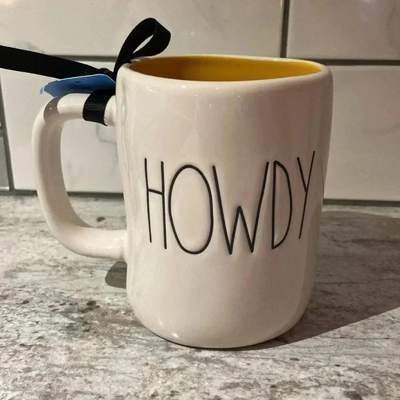 RAE DUNN x PIXAR | ‘ Howdy  ‘ 🤠 Woody Mug - Picture 3 of 5